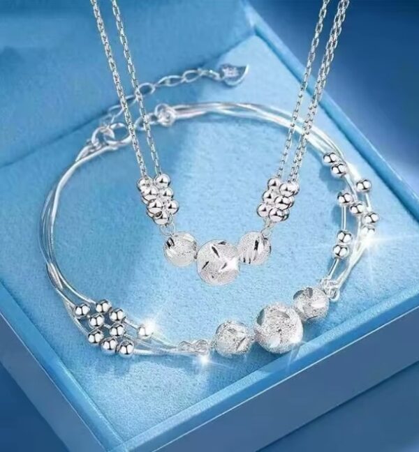Conjunto em prata colar e bracelete modelo com contas