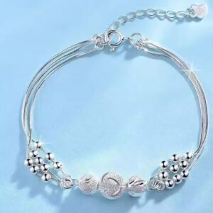 Pulseira em prata modelo contas